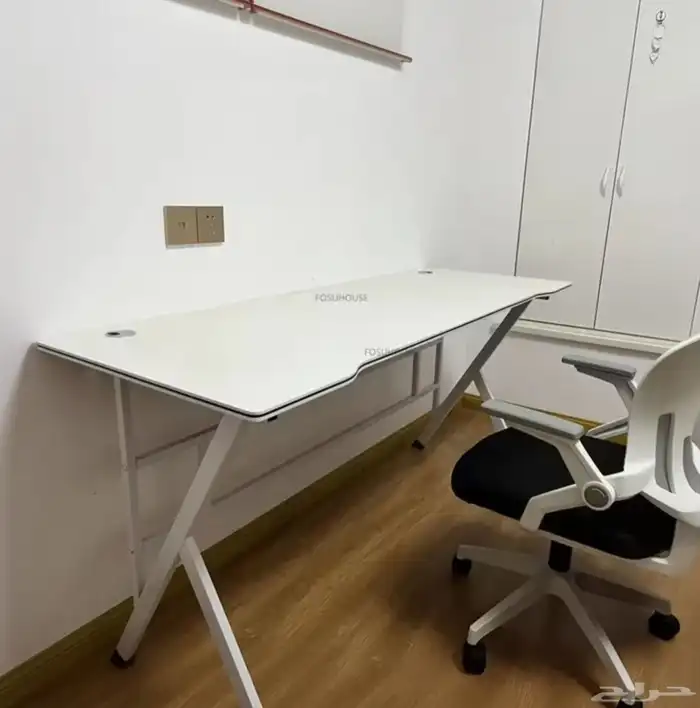 مكتب كمبيوتر قيمنق 3