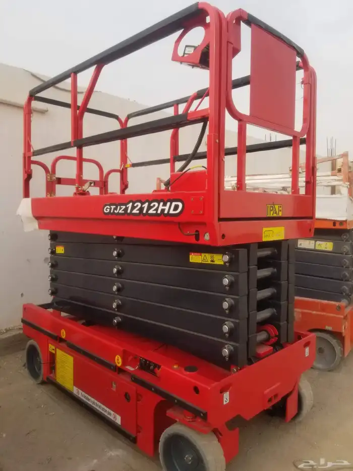 سيزر لفت ومان لفت ورافعات شوكية وكرينات بجميع انواعها 4