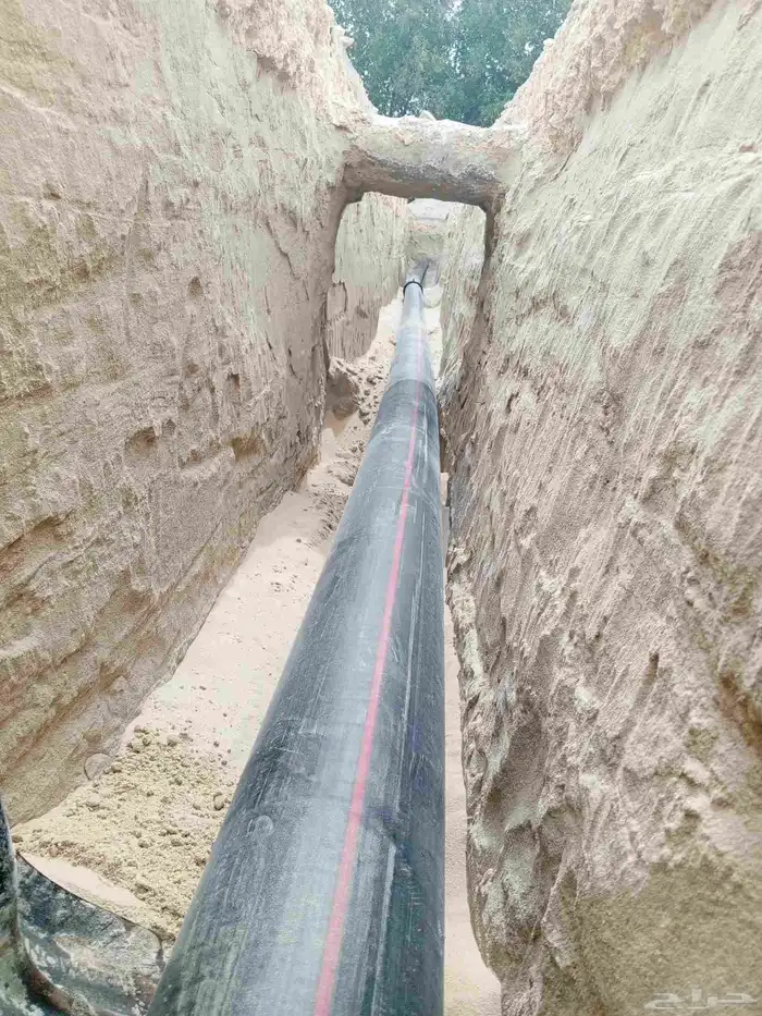 تركيب مواسير المياه HDPLE في المصانع والشركات والمزارع السم 4