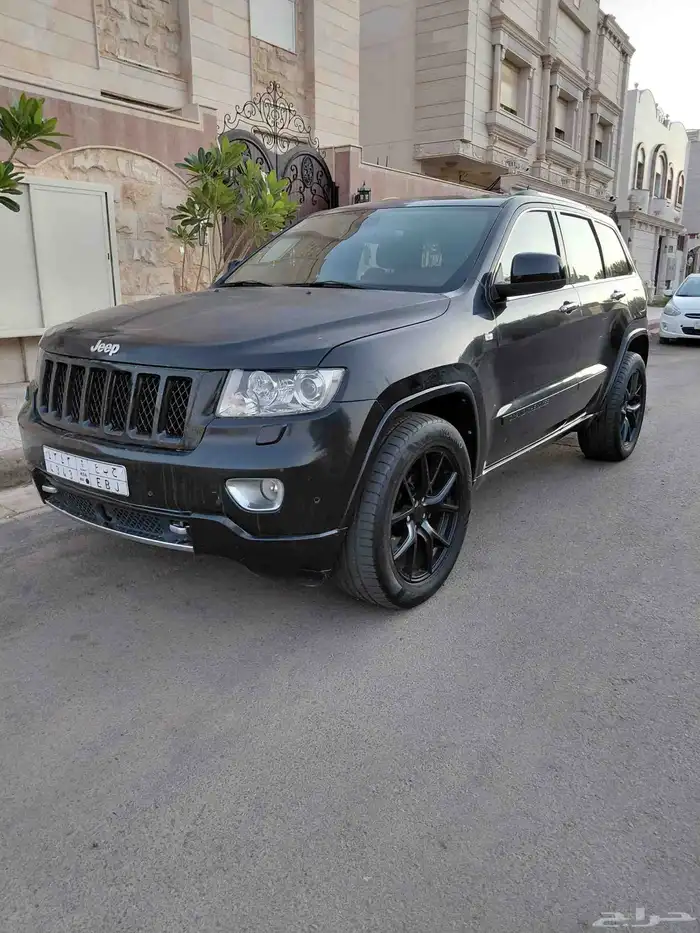 جيب جراند شيروكي سميث 2013 2