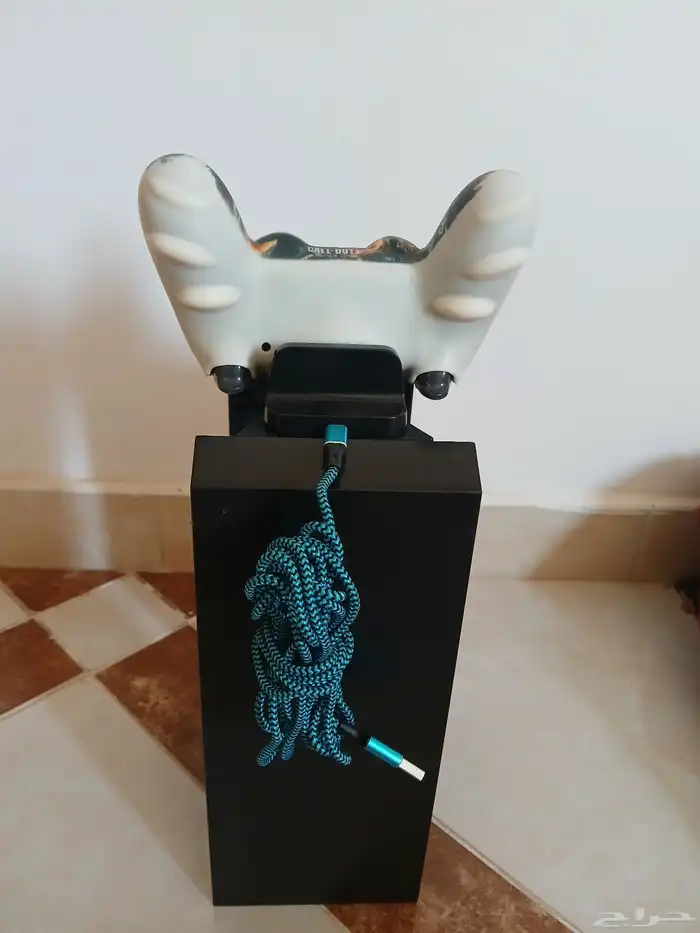 للبيع قاعده اشرطه مع شنطه مع سلك يد3متر 13