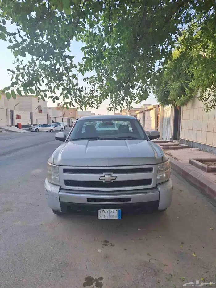 للبيع سلفرادو 6 سلندر 0