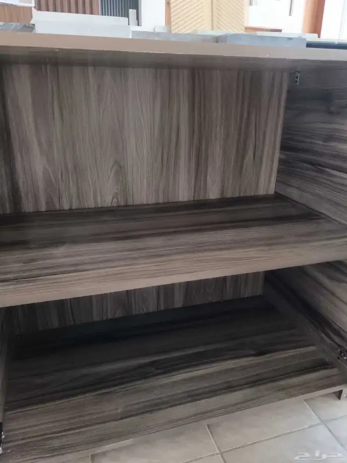 كونتر خشب العرض 330 الارتفاع 90 6باب 3 درج بسعر مناسب جدا 2