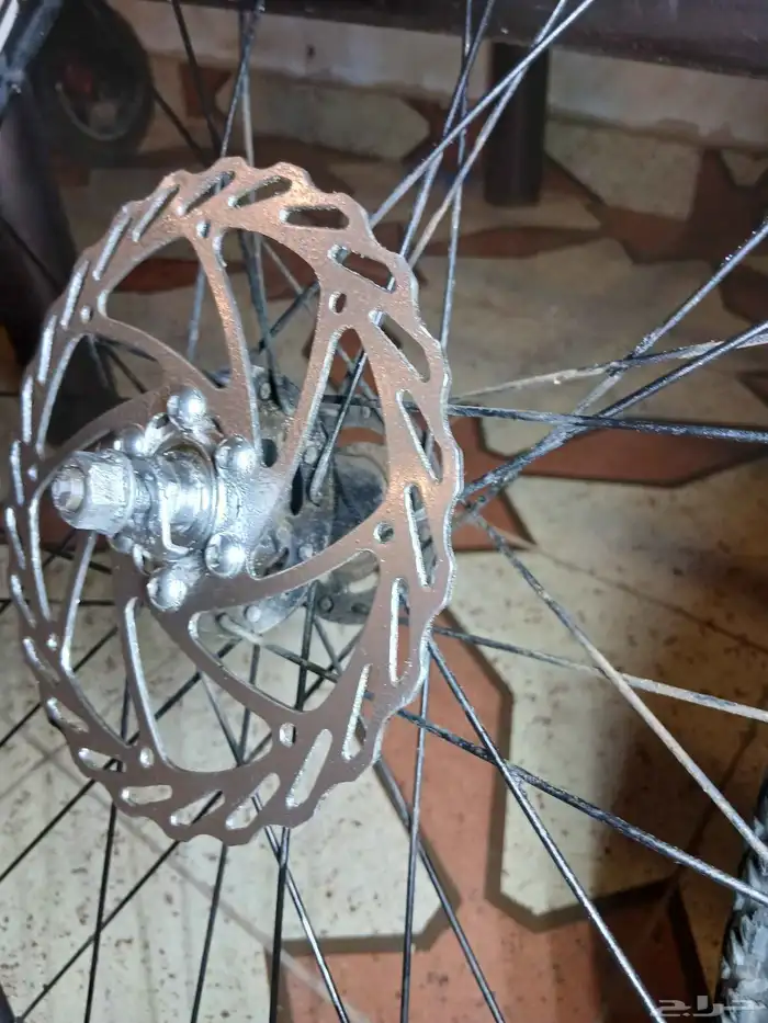 جنوط سيكل مع كفر 7تروس مقاس 26 اخو الجديد الواحد140 3