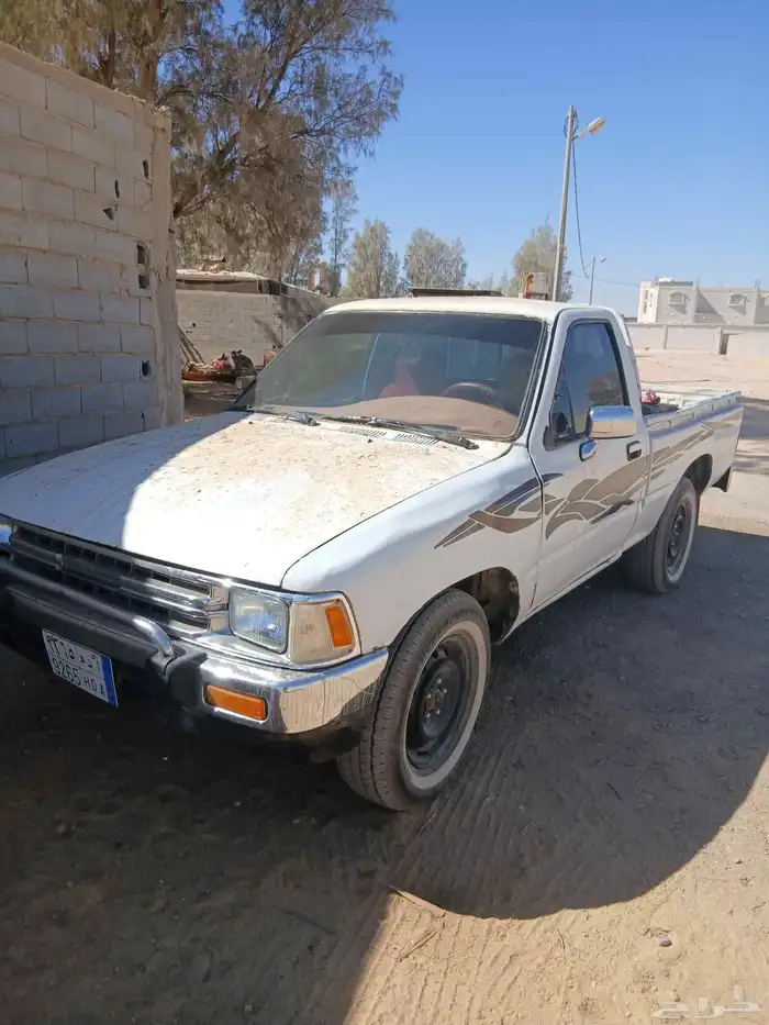 هايلوكس 2400 2