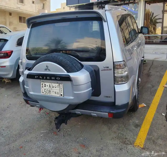 بسم الله الرحمن الرحيم وصل الجديد سيارة باجيرو موديل 200 1
