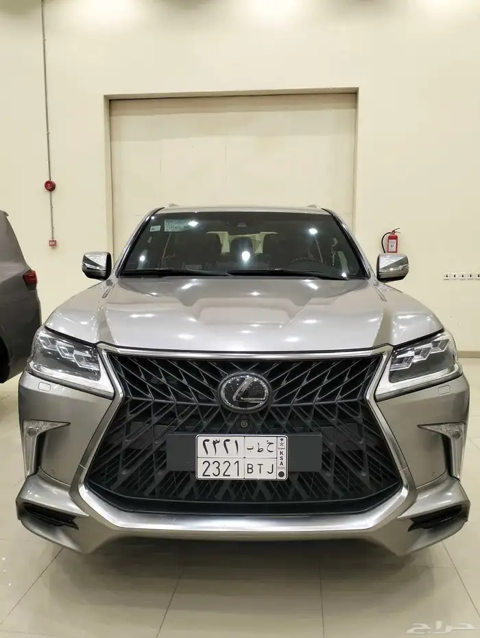 لكزس مخزن 2020 LX570s شرط فحص ممشي 74 الف 0