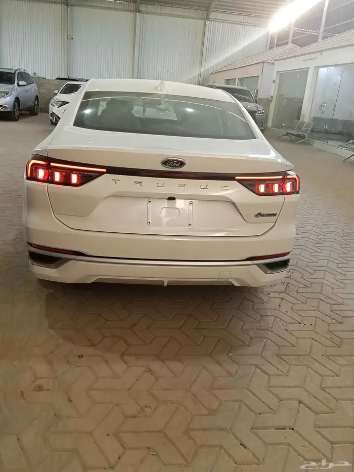 فورد تورس 4
