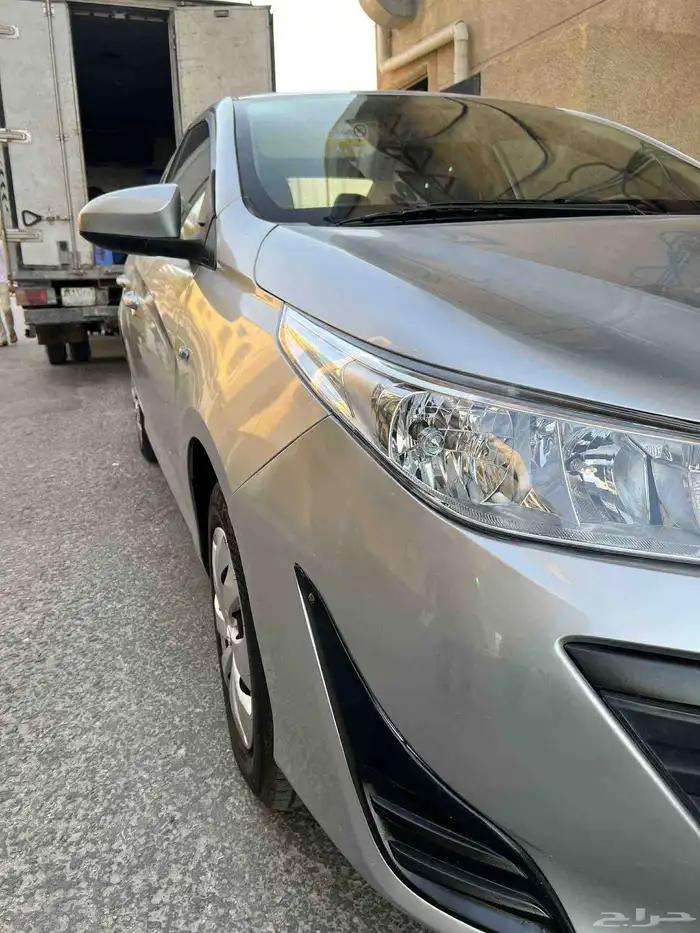 Running 102879 km. Good Condition 4