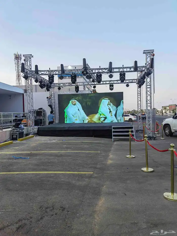مسارح وشاشات p2.6 وصوتيات وإضاءات 6