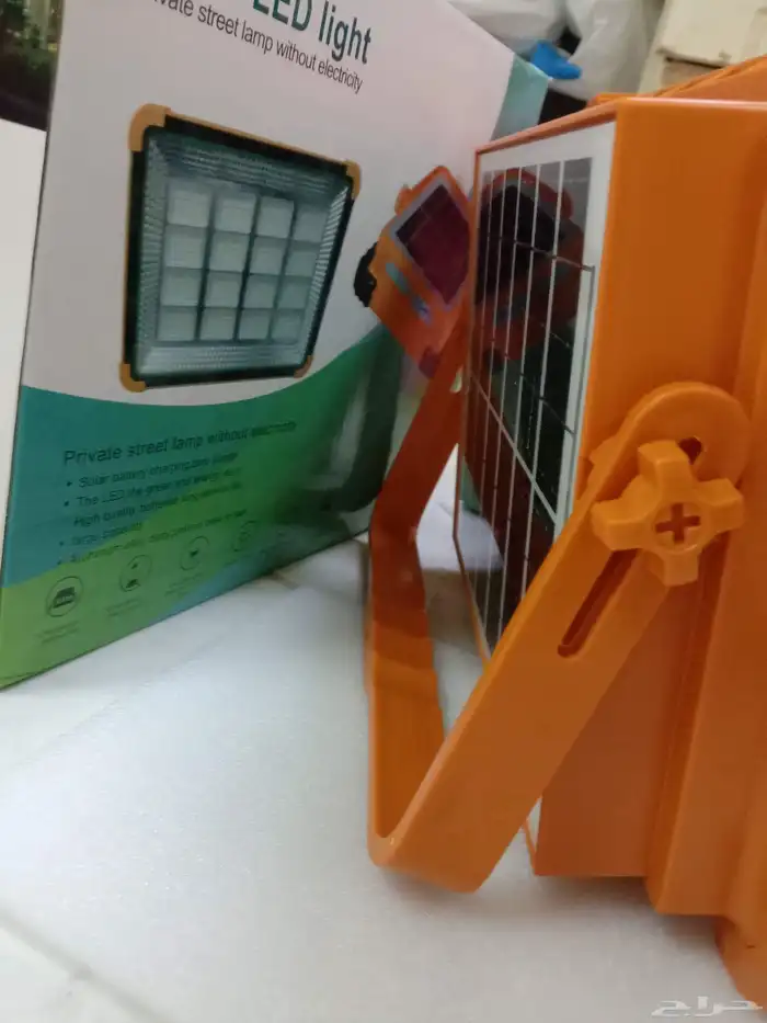 كشاف طاقة الشمسية جديد ب 50 ريال 2