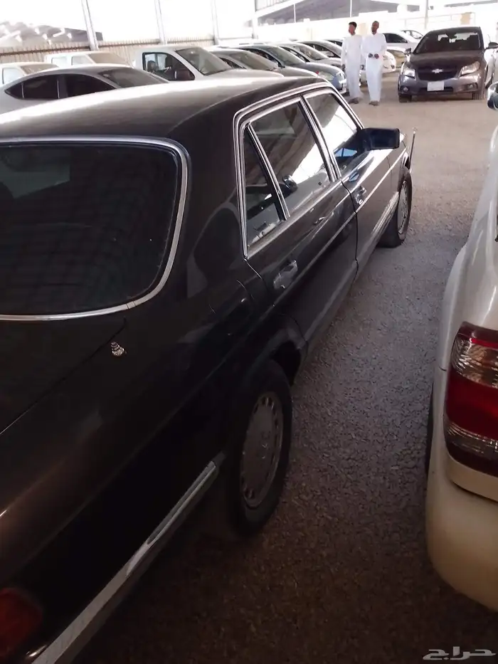 مرسيدس بنز الفئه 126 1