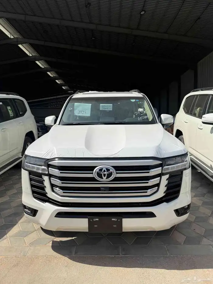 لاندكروزر 2025 -GXR-L2 بطاقه جمركيه وارد الوكيل 0