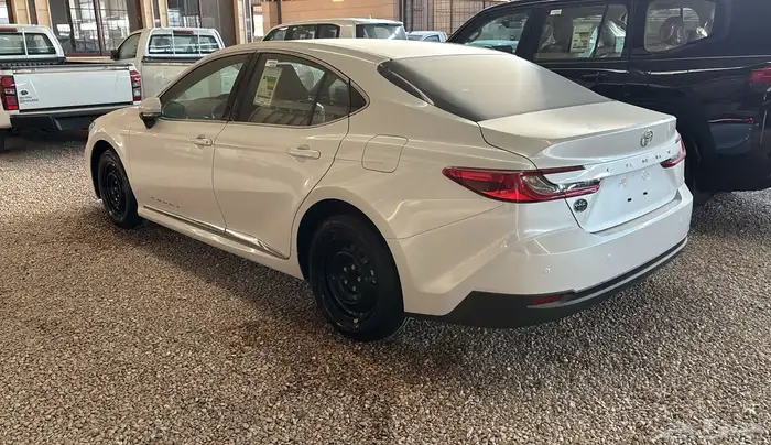 تويوتا كامري استاندر ساير ( كويتي ) 2025 4