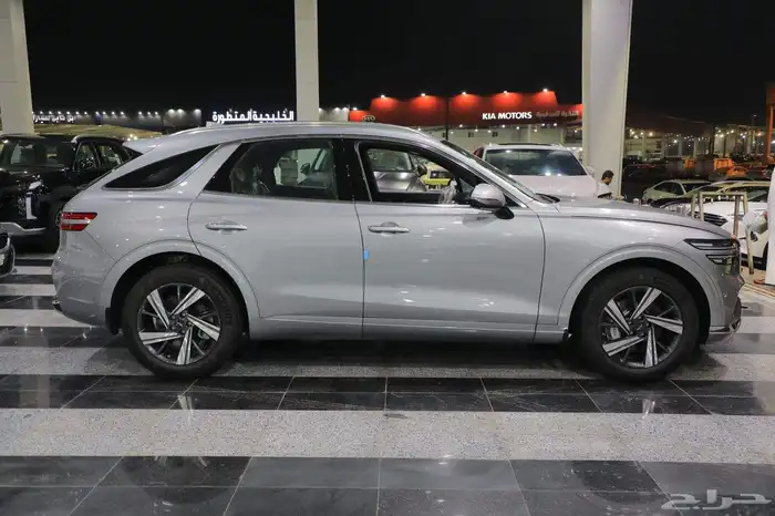 جنسس جي في 70 موديل 2025 3