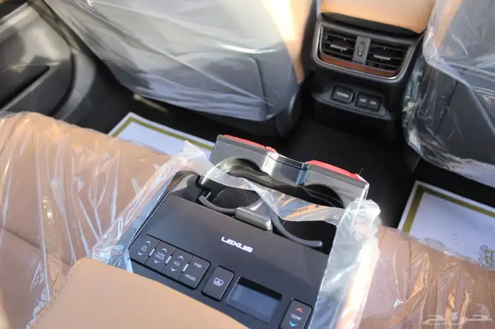 لكزس - ES350 CC - بريمي - 2025 31