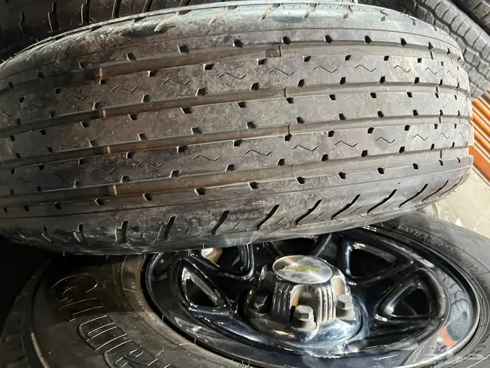 كفرات شاهين هامان مع جنوط ديازل اصلي جمس سيرا مقاس 17 12