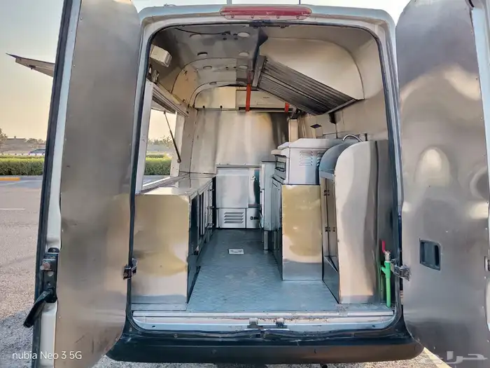 فود ترك للبيع 2012 ماشي 37الف فحص جديد 6