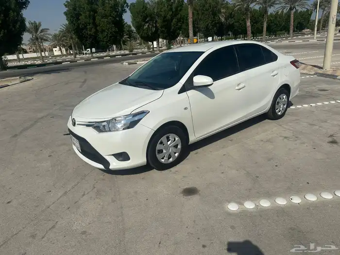 تويوتا يارس2016 0