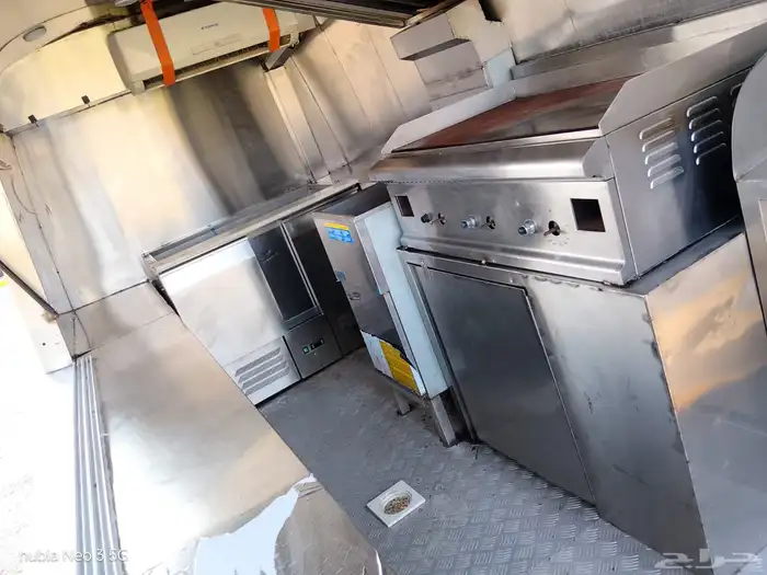 فود ترك للبيع 2012 ماشي 37الف فحص جديد 8