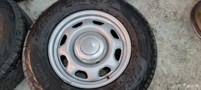 جنوط فورد مع كفراتها اصلي وكالة 0