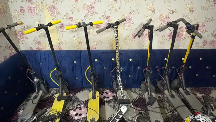 اسكوترات العدد 11 1