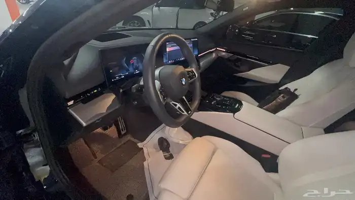 مملوكة لدي العصيمي قيد الشحن _ BMW 520i MKIT _ 2024 2