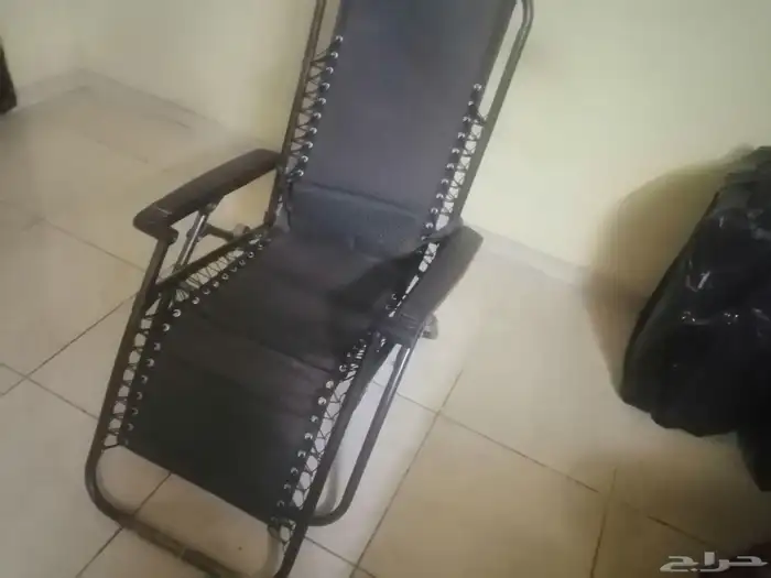 كرسي و حامل تلفزيون للبيع با 30 0