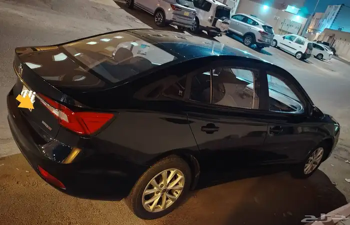 ام جي 5 ستاندر موديل 2023 3