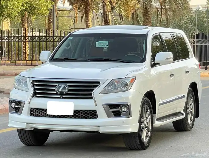 لكزس LX570 2014 فل سعودي 0