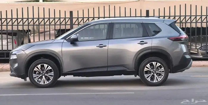 نيسان اكس تريل موديل 2023 2