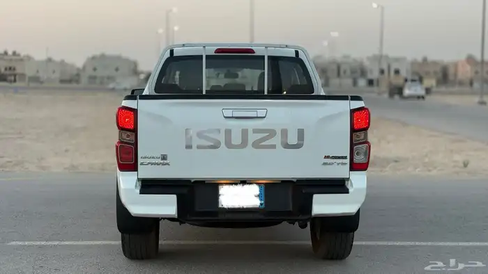 ايسوزو غمارتين 2022 بدي وكاله مكينه كبيره 8