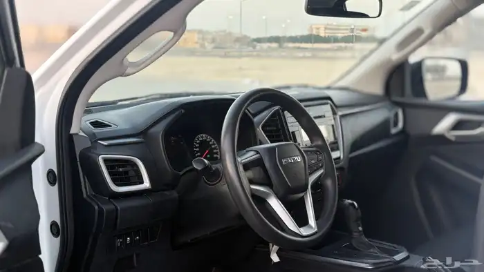 ايسوزو غمارتين 2022 بدي وكاله مكينه كبيره 12