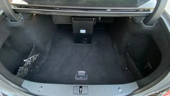 مرسيدس S400 2014 عداد قليل 11