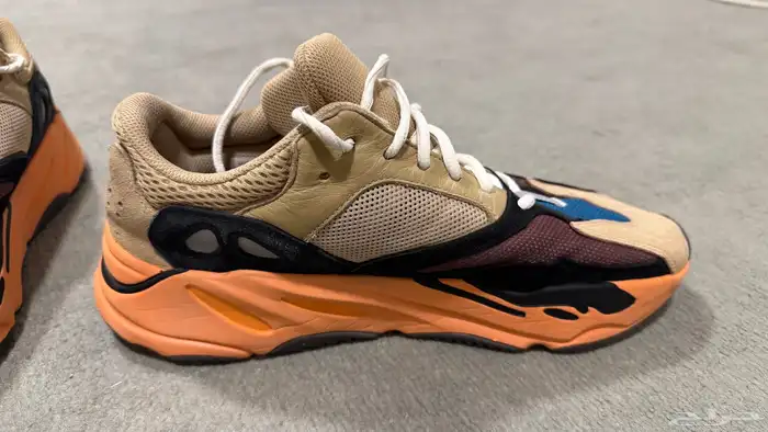 حذاء   جزمات Adidas yeezy 700 اديداس 2