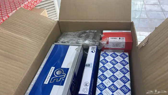 قطع غيار شاحنات 12