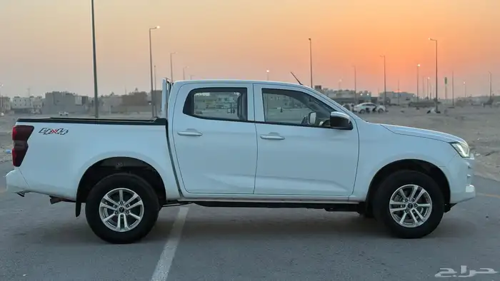 ايسوزو غمارتين 2022 بدي وكاله مكينه كبيره 5