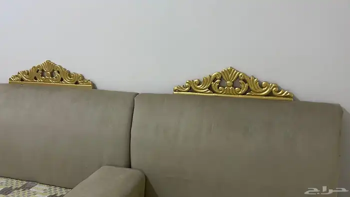 مجلس للبيع للتواصل واتس (رقم الجوال يظهر عند ظغط زر التواصل 1