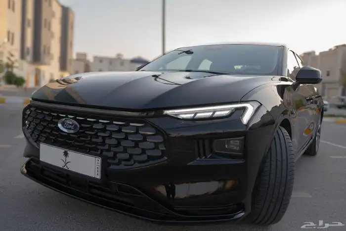 فورد تورس موديل 2023 تيتنايوم أعلى فئة فل كامل للتنازل 9