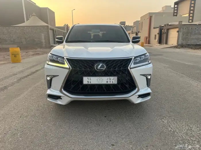 لكزس 2018 فل كامل DD 16