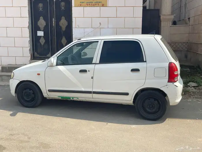 لدي سيارة اقتصادية للبيع 0