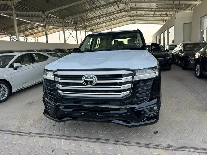 لاندكروزر (2025) L5 خليجي الساير كاش وأقساط البنوك 1