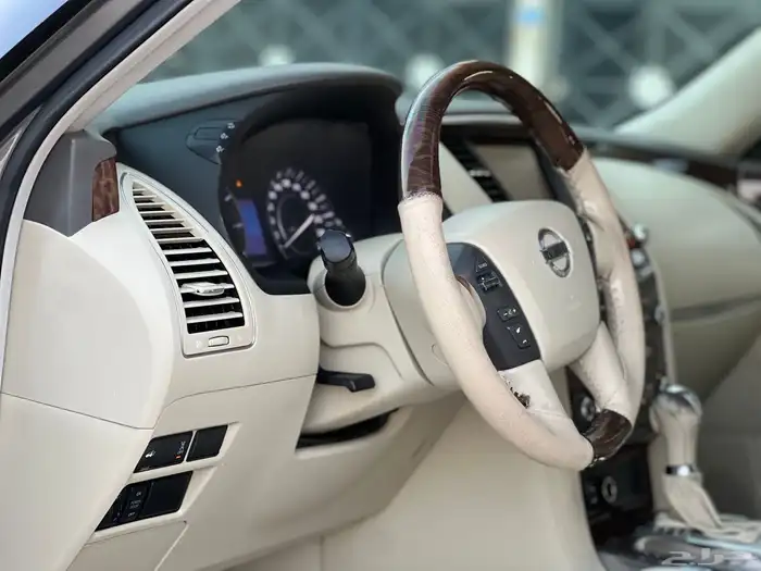 نيسان - باترول - 2015 - سعودي - SE 9