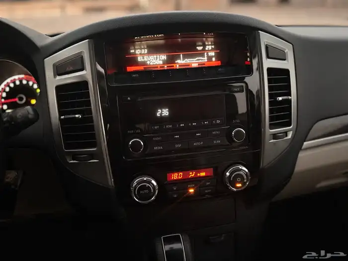 ميتسوبيشي باجيرو GLS 2022 40
