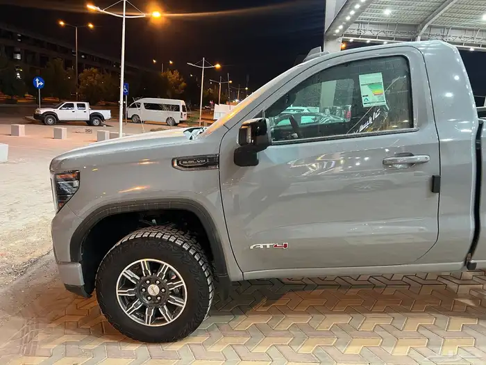 جيمس AT4 2025 1