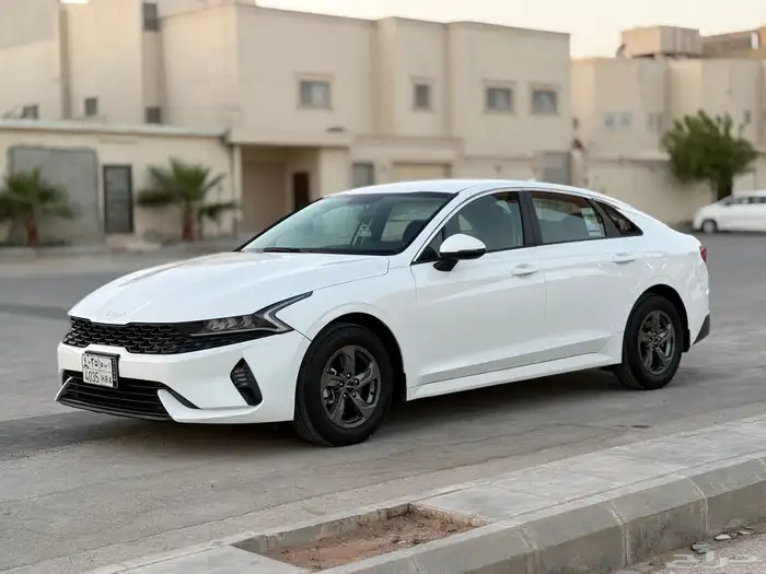 كيا K5 2022 إستاندر 2.0 2