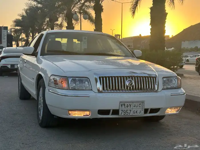 فورد ماركيز 2011 نضيف فل كامل 25