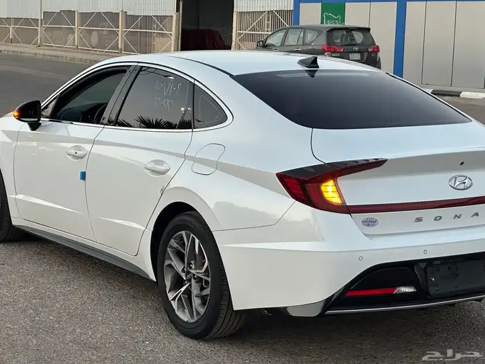سوناتا بنزين 2022 بصمه شاشه 6