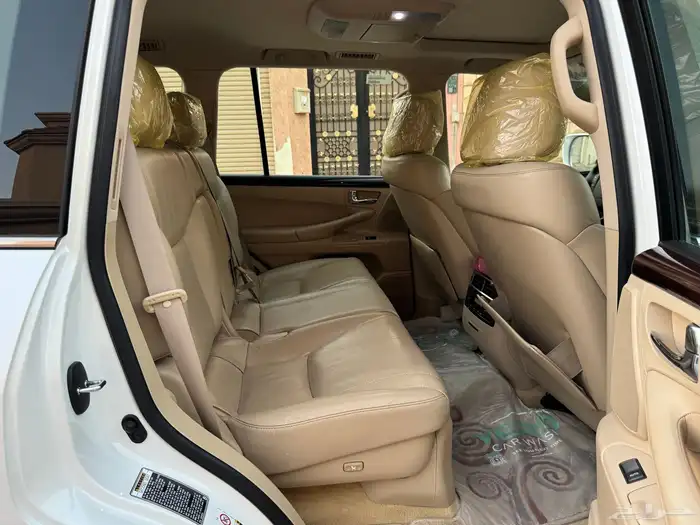 لكزس 2011 LX 570. فل كامل 20