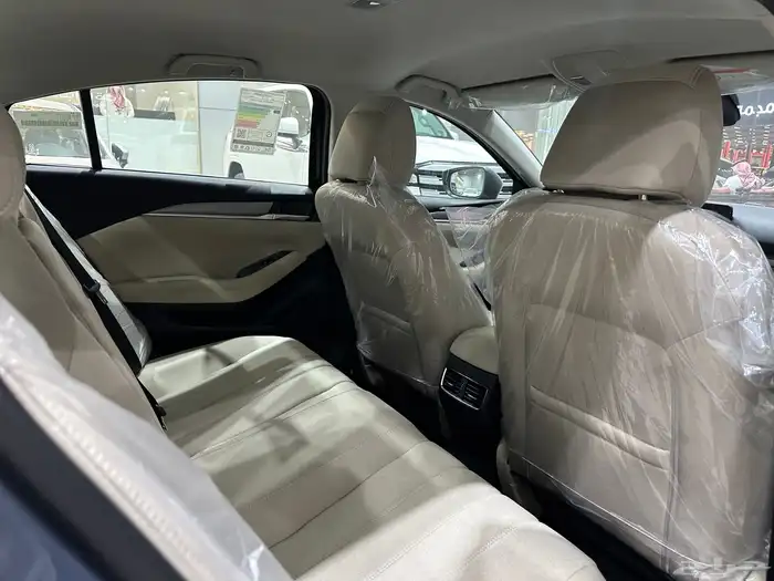 مازدا استاندر موديل 2025 4